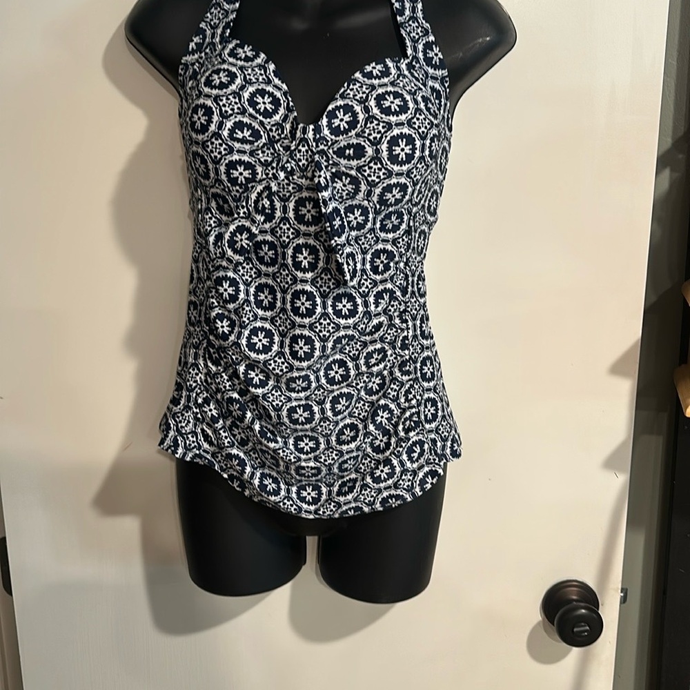 4/$16 Merona Navy and White Floral Tankini Swimsuit Halter Top